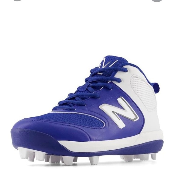 New Balance Blue and White Sneakers with Classic Design - Picture 2 of 6
